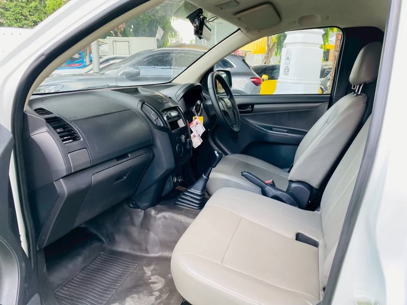 #ISUZU D-MAX SPARK 1.9 Ddi ปี 2020 เสริมแหนบ บรรทุกของได้จุใจ
