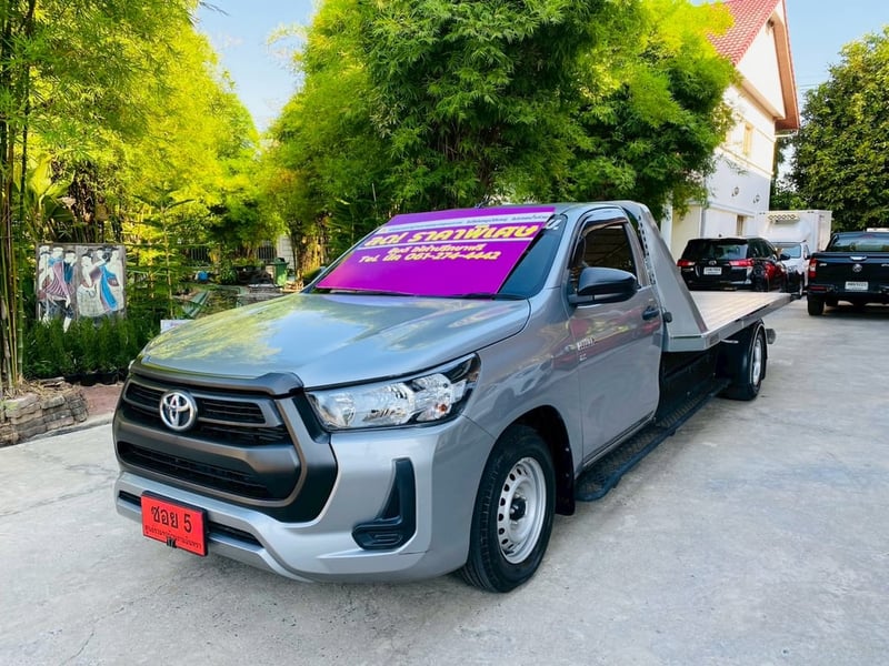 TOYOTA HILUX REVO 2.8 ENTRY SINGLE CAB รถสไลด์รถยก ปี 2023 โครงสร้างเดิม ไม่เคยชนหนัก