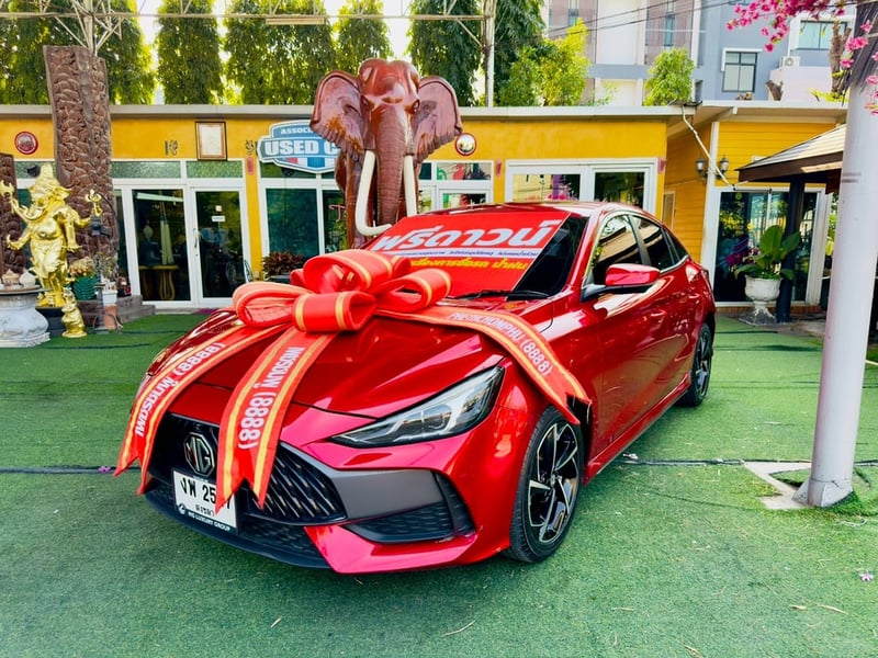 MG MG 5 1.5X Sunroof i-Smart  ปี 2025   สตาทเอ็นจิ่น ล้อแม็ค 