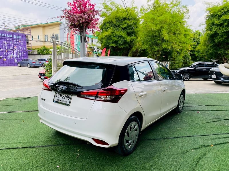 #TOYOTA YARIS 1.2 Entry ปี 2022 + LPG