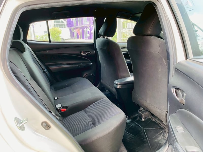 TOYOTA YARIS 1.2 Entry ปี 2022 + LPG มาตรฐานความปลอดภัย TOYOTA YARIS 1.2 Entry ปี 2022 + LPG มาตรฐานความปลอดภัย