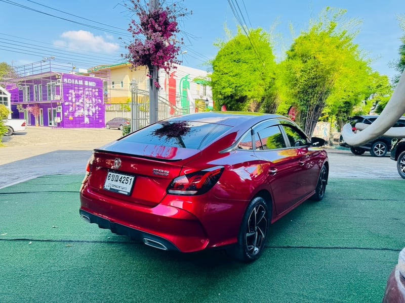 MG MG 5 1.5X Sunroof i-Smart  ปี 2025 