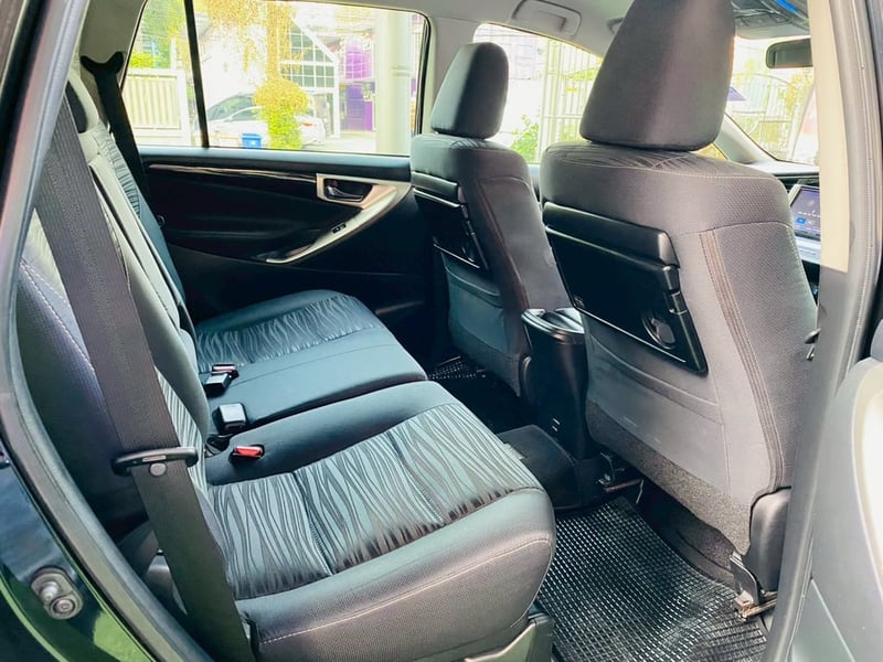 #TOYOTA INNOVA CRYSTA 2.8 ระดับพรีเมียม กว้าง หรู ขับสบายทุกเส้นทาง  ปี 2022