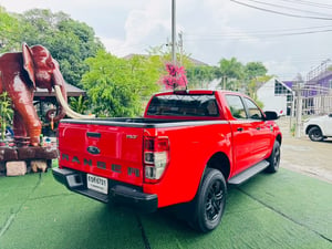 FORD RANGER DOUBLE CAB 2.2 XLT Hi-Rider ปี 2022  เบาะหนังเดิม  ล้อแม็ค พื้นปูกระบะ