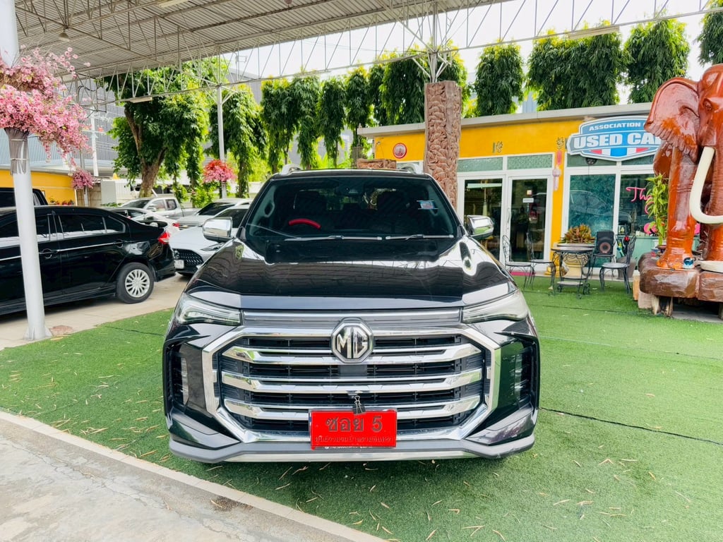 4x4 เกียร์ออโต้ TOP #MG EXTENDER 4 ประตู 2.0 GRAND X 4WD  ปี 2024