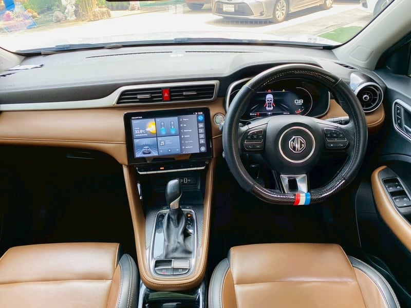 #MG ZS 1.5V SUNROOF i-Smart ปี 2025 เกียร์ออโต้