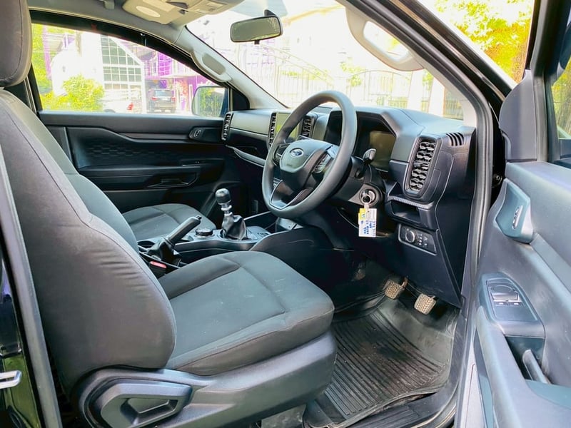 FORD RANGER SINGLE CAB 2.0 XL 4WD MT ปี  2024 ลุยได้ทุกเส้นทาง