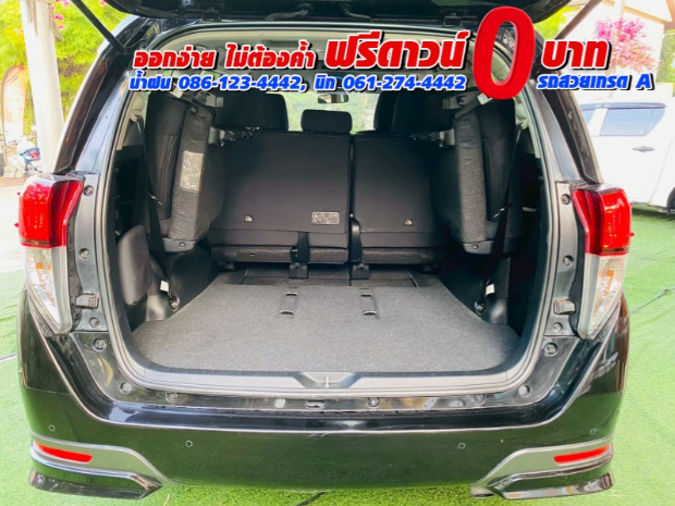 TOYOTA INNOVA CRYSTA 2.8  ปี 2022
