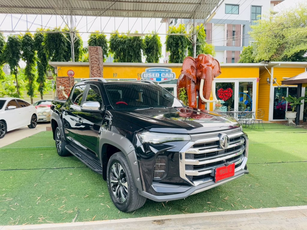 4x4 เกียร์ออโต้ TOP #MG EXTENDER 4 ประตู 2.0 GRAND X 4WD  ปี 2024