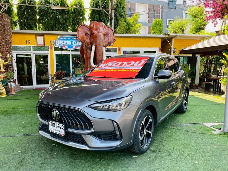 MG HS 1.5 X SUNROOF i-Smart ปี 2023 เกียร์ออโต้ 7 สปีด หลังคา Panoramic Sunroof  
