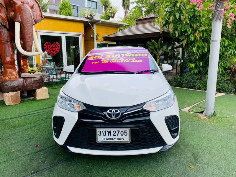 TOYOTA YARIS 1.2 Entry ปี 2022 + LPGเกียร์อัตโนมัติ CVT ขับนุ่ม 