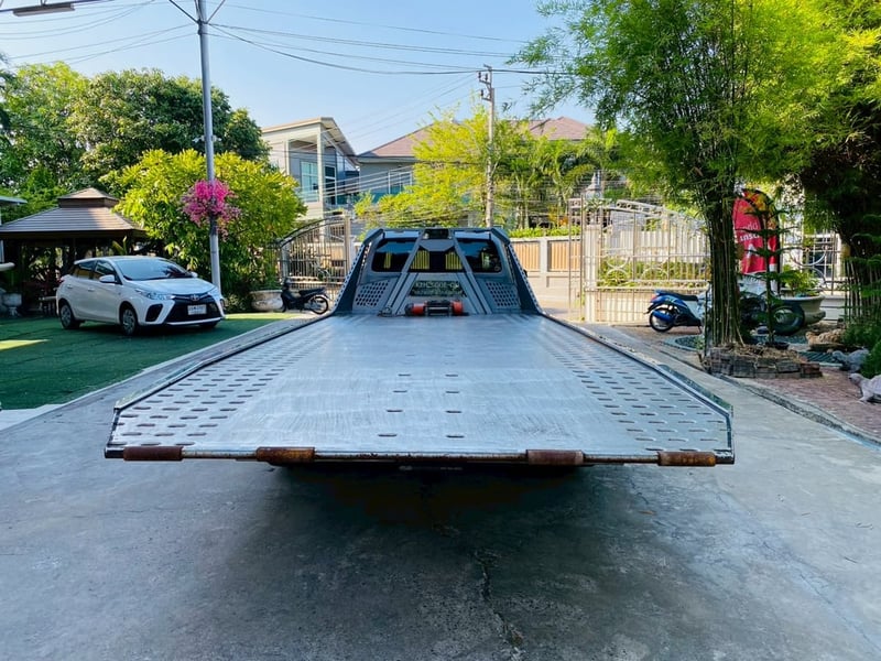 TOYOTA HILUX REVO 2.8 ENTRY SINGLE CAB รถสไลด์รถยก ปี 2023พร้อมชุดถุงลมปั้มไฮโดลิคไฟฟ้าวินช์ไฟฟ้า พร้อมชุดรีโมทไร้สายรีโว้