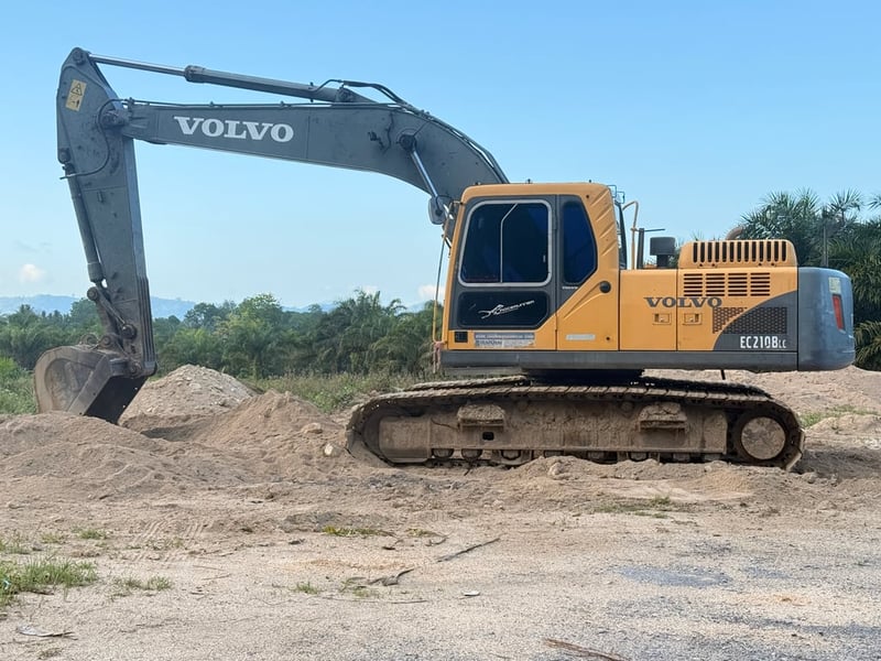 ประกาศขายรถแม็คโครสภาพดีมาก