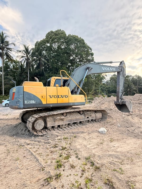 ประกาศขายรถแม็คโครสภาพดีมาก