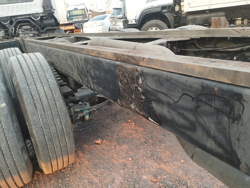 ISUZU FVM 240แรงม้า รถบรรทุก 10ล้อ หัวลาก เฉพาะหัว ปี2009 เลขไมล์น้อยกว่า 500,000 กม.