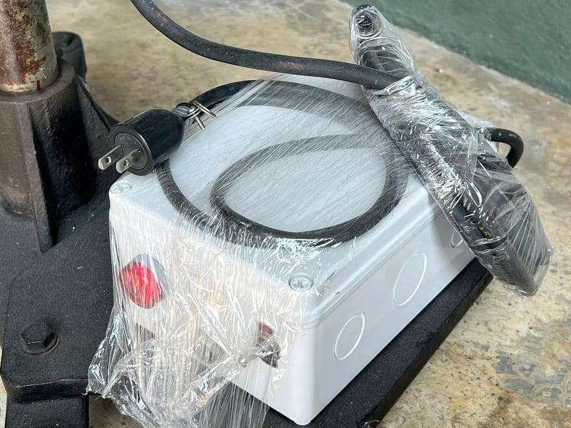 เครื่องตัดแก๊สญี่ปุ่นตัดตามแบบ🇯🇵KOIKE JAPAN🇯🇵 รุ่น IK-54 แถมฟรีหม้อแปลง 220V‼️ไม่มีรางเดิน‼️ เครื่องตัดแก๊สญี่ปุ่นตัดตามแบบ🇯🇵KOIKE JAPAN🇯🇵 รุ่น IK-54 แถมฟรีหม้อแปลง 220V‼️ไม่มีรางเดิน‼️