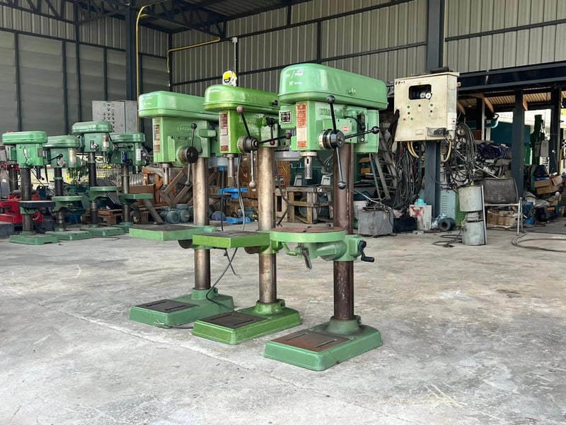 สว่านแท่นเก่าญี่ปุ่น🇯🇵KITAGAWA JAPAN🇯🇵 เจาะ 19 mm⚡️380V⚡️เข้ามา 3 ตัว