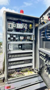 เครื่องอัดก้อนแนวนอน (อัดกระป๋อง)🇰🇷Made in KOREA🇰🇷มอเตอร์ ขนาด 30 HP⚡️380V⚡️งานตัดประมูลสภาพใหม่พร้อมใช้