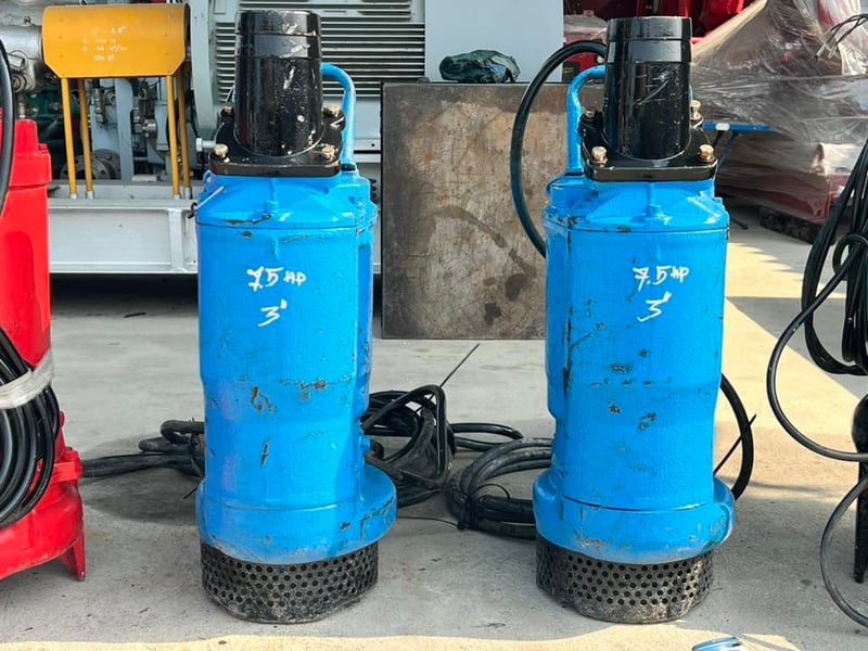 ปั้มจุ่มแช่ไดโว่(Submersible)🇯🇵TERAL & TSURUMI & EBARA🇯🇵ขนาด 7.5 HP⚡️380V⚡️เข้ามา 5 ตัว ปั้มจุ่มแช่ไดโว่(Submersible)🇯🇵TERAL & TSURUMI & EBARA🇯🇵ขนาด 7.5 HP⚡️380V⚡️เข้ามา 5 ตัว
