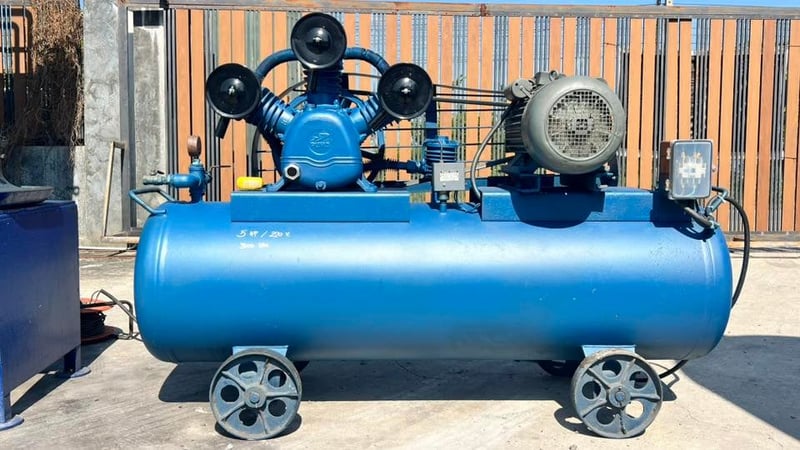 เครื่องปั้มลม พูม่า PUMA ขนาด 5 HP 300 Litr⚡️ไฟบ้าน 220V⚡️