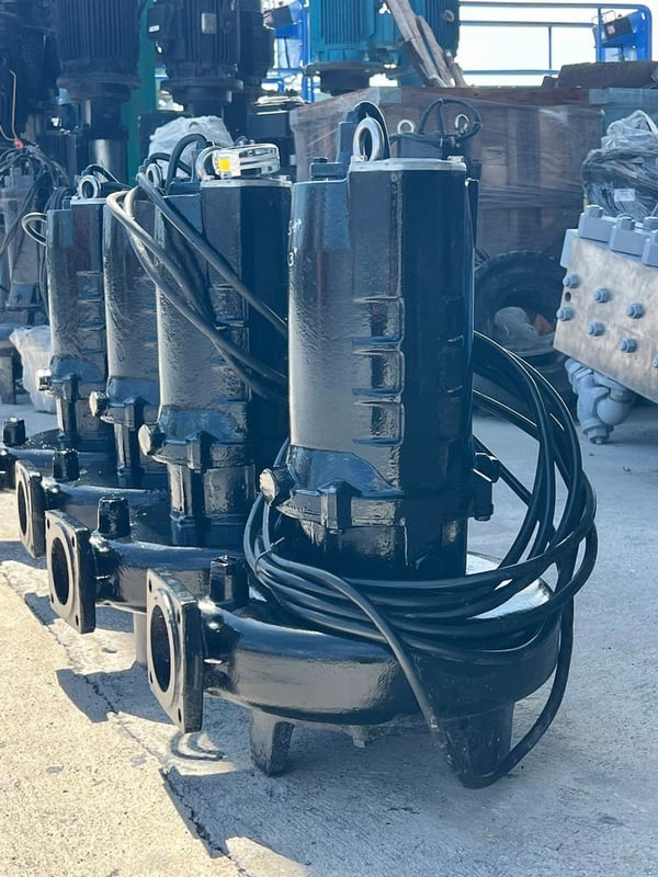 ปั้มจุ่มแช่ไดโว่(Submersible)🇯🇵ShinMaywa Japan🇯🇵ขนาด 5 HP  3”⚡️380V⚡️เข้ามา 4 ตัว