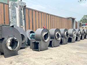 โบลเวอร์ดูดเป่าระบายอากาศ มอเตอร์ ABB รอบจัด 2 Pole ใบห่าง 16”⚡️380V⚡️เข้ามา 16 ตัว โบลเวอร์ดูดเป่าระบายอากาศ มอเตอร์ ABB รอบจัด 2 Pole ใบห่าง 16”⚡️380V⚡️เข้ามา 16 ตัว