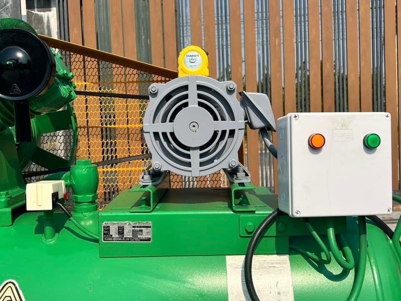 เครื่องปั้มลม FUSHENG TAIWAN ขนาด 10 HP 300 Litr⚡️380V⚡️ เครื่องปั้มลม FUSHENG TAIWAN ขนาด 10 HP 300 Litr⚡️380V⚡️