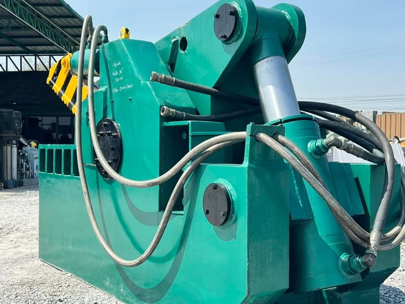 กรรไกรตัดงับเศษเหล็ก ขนาดใหญ่ BIG SIZE รุ่นไฮดรอลิค ปากมีด 32” ( 80 cm ) ชุดต้นกำลังไฮดรอลิค 40 HP⚡️380V⚡️ กรรไกรตัดงับเศษเหล็ก ขนาดใหญ่ BIG SIZE รุ่นไฮดรอลิค ปากมีด 32” ( 80 cm ) ชุดต้นกำลังไฮดรอลิค 40 HP⚡️380V⚡️