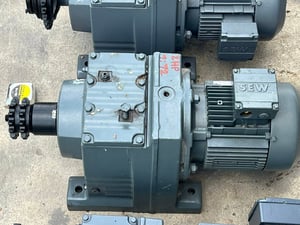 มอเตอร์เกียร์ทดกำลัง SEW EURODRIVE⚡️380V⚡️เข้ามา 6 ตัว