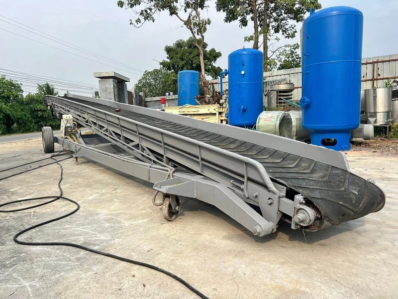 สายพานลำเลียง(CONVEYOR) ขนาดยาว 12 เมตร สายพานบั้งแบบพื้นเรียบ หน้ากว้าง 60 cm ฐานปรับระดับสูงต่ำได้⚡️380V⚡️