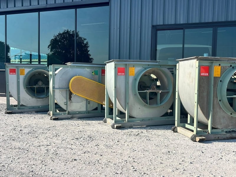 บลเวอร์ดูดเป่าระบายอากาศ KRUGER BLOWER ขนาด 15 HP⚡️380V⚡️CMH : 20000 สภาพสวยเข้ามา 4 ตัว