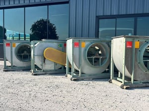 บลเวอร์ดูดเป่าระบายอากาศ KRUGER BLOWER ขนาด 15 HP⚡️380V⚡️CMH : 20000 สภาพสวยเข้ามา 4 ตัว