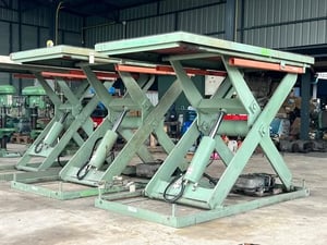 เอ็กลิฟท์ขนส่งสินค้า(X-LIFT)🇯🇵MEIKIKOU JAPAN🇯🇵ขนาดโหลด 2000~2500 KG ยกสูง 150 cm ฐานรับชิ้นงาน 100 x 200 cm⚡️380V⚡️เข้ามา 3 ตัว เอ็กลิฟท์ขนส่งสินค้า(X-LIFT)🇯🇵MEIKIKOU JAPAN🇯🇵ขนาดโหลด 2000~2500 KG ยกสูง 150 cm ฐานรับชิ้นงาน 100 x 200 cm⚡️380V⚡️เข้ามา 3 ตัว