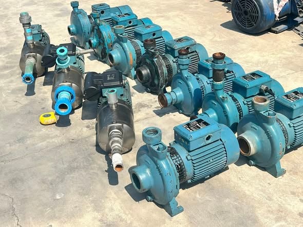 ปั้มน้ำหอยโข่ง🇮🇹CALPEDA ITALY🇮🇹หัวปั้มเหล็กหล่อ⚡️380V⚡️และ หัวสเตนเลส⚡️220V⚡️เข้ามา 11 ตัว