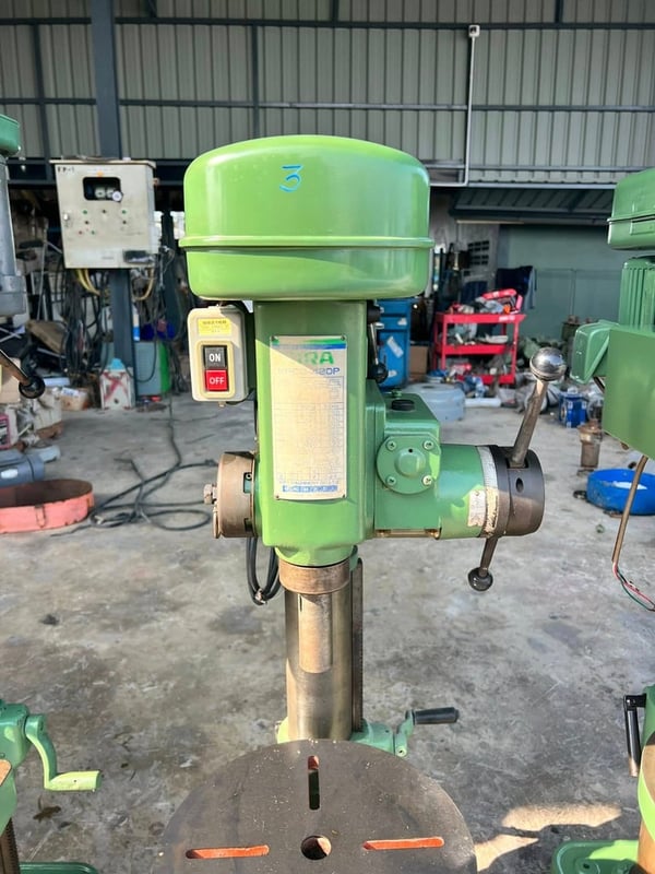 สว่านแท่นเก่าญี่ปุ่น🇯🇵KIRA JAPAN🇯🇵รุ่น 420 (1.1 ต่อ 4”)⚡️380V⚡️เช็คฟิตทั้งระบบพร้อมใช้ เข้ามา 6 ตัว💥#สดจากนอกเก่าญี่ปุ่น💥