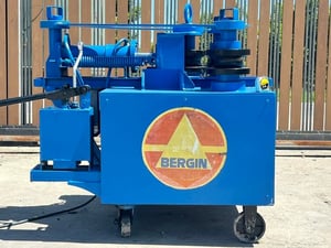 เครื่องดัดท่อแป๊ปไฟฟ้า BERGIN ขนาด 1 :2”~ 4” มอเตอร์ Mitsubishi 5 HP⚡️220V⚡️‼️โมลด์ลูกดัดมีมาชุดเดียว ขนาด 2”‼️ เครื่องดัดท่อแป๊ปไฟฟ้า BERGIN ขนาด 1 :2”~ 4” มอเตอร์ Mitsubishi 5 HP⚡️220V⚡️‼️โมลด์ลูกดัดมีมาชุดเดียว ขนาด 2”‼️
