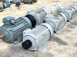 มอเตอร์ไฟฟ้า MITSUBISHI & HITACHI 380V เข้ามา 6 ตัว มอเตอร์ไฟฟ้า MITSUBISHI & HITACHI 380V เข้ามา 6 ตัว