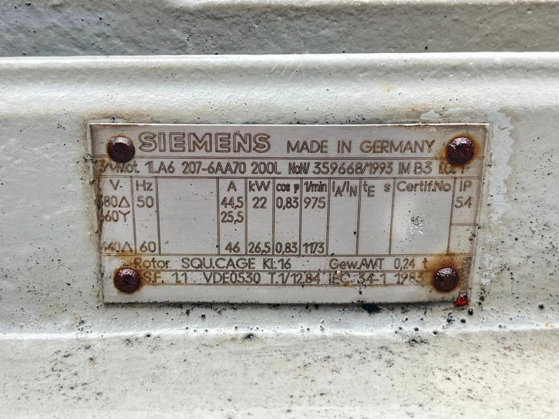 มอเตอร์ไฟฟ้ากำลังรอบช้า🇩🇪SIEMENS GERMANY🇩🇪ขนาด 30 HP 6 POLE   975 RPM⚡️380V⚡️เข้ามา 2 ตัว