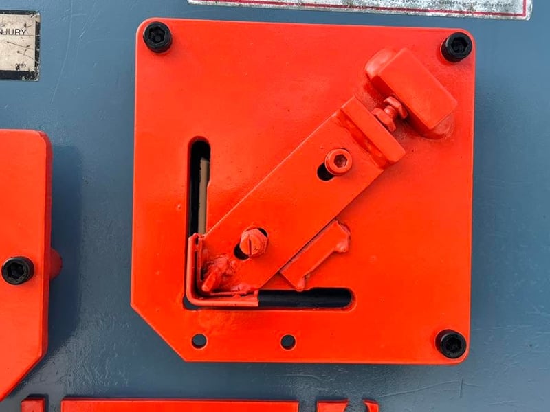 เครื่องตัดเหล็กอเนกประสงค์UNIVERSAL🇺🇸SCOTCHMAN USA🇺🇸ระบบไฮดรอลิค Press 50 ton⚡️380V⚡️ เครื่องตัดเหล็กอเนกประสงค์UNIVERSAL🇺🇸SCOTCHMAN USA🇺🇸ระบบไฮดรอลิค Press 50 ton⚡️380V⚡️