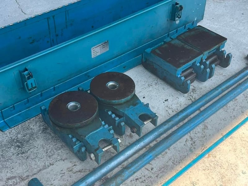 ชุดลูกกลิ้งเคลื่อนย้ายเครื่องจักร Complete Set Skates Capacity : 20000 kg (20 ton) ใช้สำหรับเคลื่อนย้ายเครื่องจักรหนัก ของสภาพใหม่เก่าเก็บ ชุดลูกกลิ้งเคลื่อนย้ายเครื่องจักร Complete Set Skates Capacity : 20000 kg (20 ton) ใช้สำหรับเคลื่อนย้ายเครื่องจักรหนัก ของสภาพใหม่เก่าเก็บ