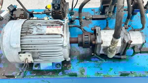 ชุดต้นกำลังปั้มน้ำมันไฮดรอลิค(PowerUnit)ชุดสร้างงานแท่นอัด ขนาด 7.5 HP 380V มาพร้อมกระบอกไฮดรอลิคโตนอก 16”(400 mm) แกน 7”(180 mm) สภาพสวยงานตัดประมูล ชุดต้นกำลังปั้มน้ำมันไฮดรอลิค(PowerUnit)ชุดสร้างงานแท่นอัด ขนาด 7.5 HP 380V มาพร้อมกระบอกไฮดรอลิคโตนอก 16”(400 mm) แกน 7”(180 mm) สภาพสวยงานตัดประมูล