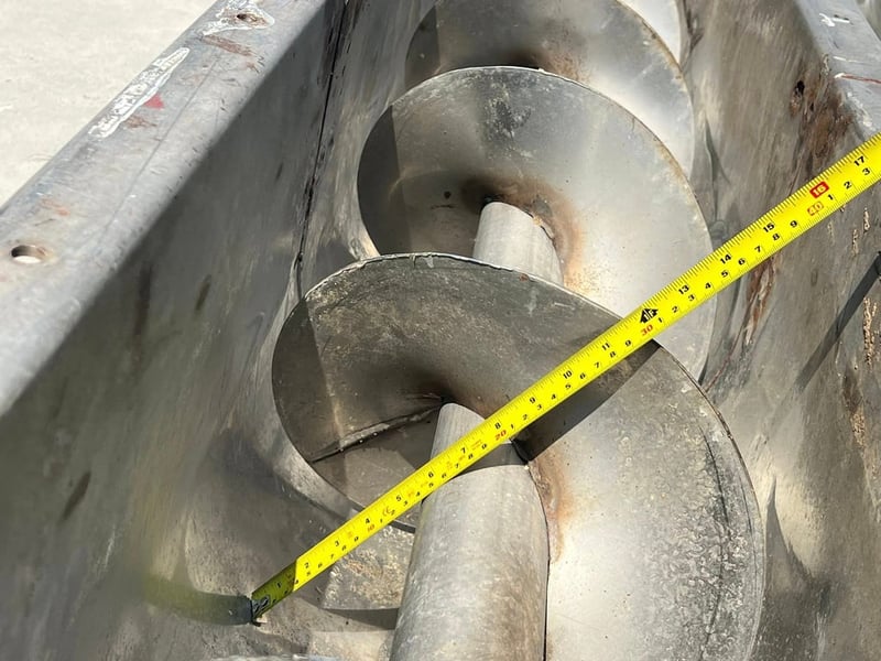 สกรูลำเลียงวัตถุดิบ(ScrewConveyor)💥วัสดุสเตนเลส‼️💥 แบบครึ่งใบ ห้องและใบโต 12” ติดตั้งพร้อมเกียร์มอเตอร์⚡️380V⚡️เข้ามา 2 ตัว สกรูลำเลียงวัตถุดิบ(ScrewConveyor)💥วัสดุสเตนเลส‼️💥 แบบครึ่งใบ ห้องและใบโต 12” ติดตั้งพร้อมเกียร์มอเตอร์⚡️380V⚡️เข้ามา 2 ตัว