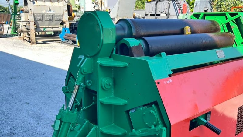 เครื่องม้วนเหล็กแผ่นระบบไฮดรอลิค4ลูกกลิ้ง ขนาด 4 ฟุต ม้วนหนา 6~9 mm  ลูกกลิ้ง 2 ข้างเอียงอิศระองศา ขึ้นหัวได้ ม้วนกรวยได้⚡️380V⚡️พร้อมใช้