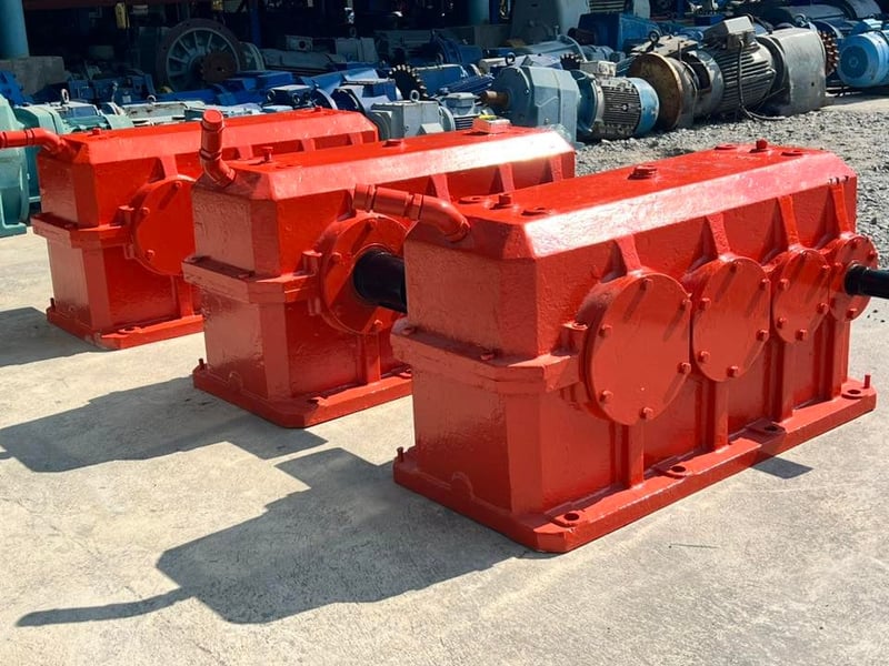 เกียร์บ็อคงานยุโรป(GEAR_BOX)🇮🇹VIA DINO EUGL ITALY🇮🇹อัตราทด 1:16 ( 90 rpm ) ใช้กับมอเตอร์ 75 HP เข้ามา 3 ตัว