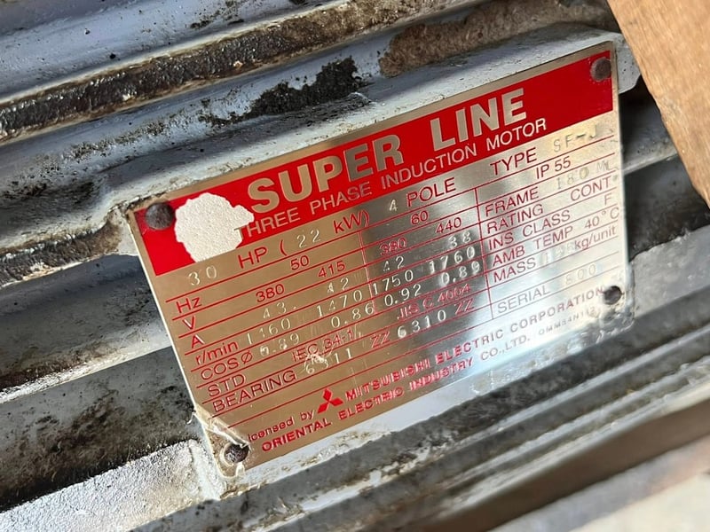 มอเตอร์ไฟฟ้ากำลังของใหม่เก็บสแป💯🇩🇪 ABB & MITSUBISHI 🇯🇵⚡️380V⚡️💥#ของใหม่เก็บสแปยังไม่ได้ใช้งาน💯💥    เข้ามา 2 ตัว 🇩🇪ABB 25 HP 4 P (แบบหน้าแปลน) 🇯🇵MITSUBISHI 30 HP  4 P