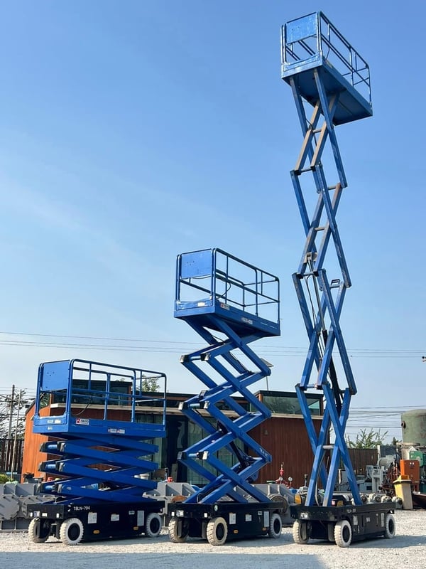 ลิฟท์กระเช้าไฟฟ้า(Personal_Lift)🇯🇵N I C H I Made in Japan🇯🇵 ยกสูง 8 เมตร มีเกียร์ Low Hi รับน้ำหนัก 250 kg คอนโทรล บน ล่าง สภาพสวย เข้ามา 3 คัน พร้อมใช้💥#สดจากนอกเก่าญี่ปุ่น💥 ลิฟท์กระเช้าไฟฟ้า(Personal_Lift)🇯🇵N I C H I Made in Japan🇯🇵 ยกสูง 8 เมตร มีเกียร์ Low Hi รับน้ำหนัก 250 kg คอนโทรล บน ล่าง สภาพสวย เข้ามา 3 คัน พร้อมใช้💥#สดจากนอกเก่าญี่ปุ่น💥