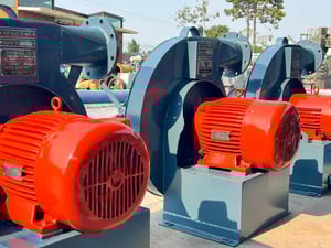 โบลเวอร์ดูดเป่าระบายอากาศ🇯🇵DENGYOSHA FANS JAPAN🇯🇵ขนาด 7.5 HP 2900 rpm⚡️380V⚡️เข้ามา 3 ตัว โบลเวอร์ดูดเป่าระบายอากาศ🇯🇵DENGYOSHA FANS JAPAN🇯🇵ขนาด 7.5 HP 2900 rpm⚡️380V⚡️เข้ามา 3 ตัว