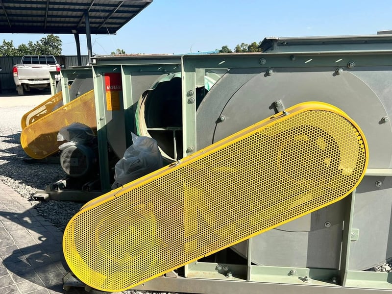 บลเวอร์ดูดเป่าระบายอากาศ KRUGER BLOWER ขนาด 15 HP⚡️380V⚡️CMH : 20000 สภาพสวยเข้ามา 4 ตัว