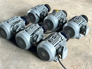 มอเตอร์ไฟฟ้า HITACHI ขนาด 5 HP 4 POLE 1410 RPM⚡️380V⚡️เข้ามา 6 ตัว สภาพนางฟ้า‼️ มอเตอร์ไฟฟ้า HITACHI ขนาด 5 HP 4 POLE 1410 RPM⚡️380V⚡️เข้ามา 6 ตัว สภาพนางฟ้า‼️