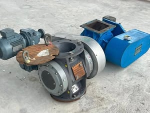 แอล็อค(AIRLOCK)🇫🇷NEU TRANSF ‘ AIR🇫🇷ขนาดปาก 8” ทรงกลม ทรงเหลี่ยม ติดตั้งเกียร์พร้อมใช้⚡️380V⚡️เข้ามา 2 ตัว💥#ของใหม่เก็บสแปยังไม่ได้ใช้งาน💯💥